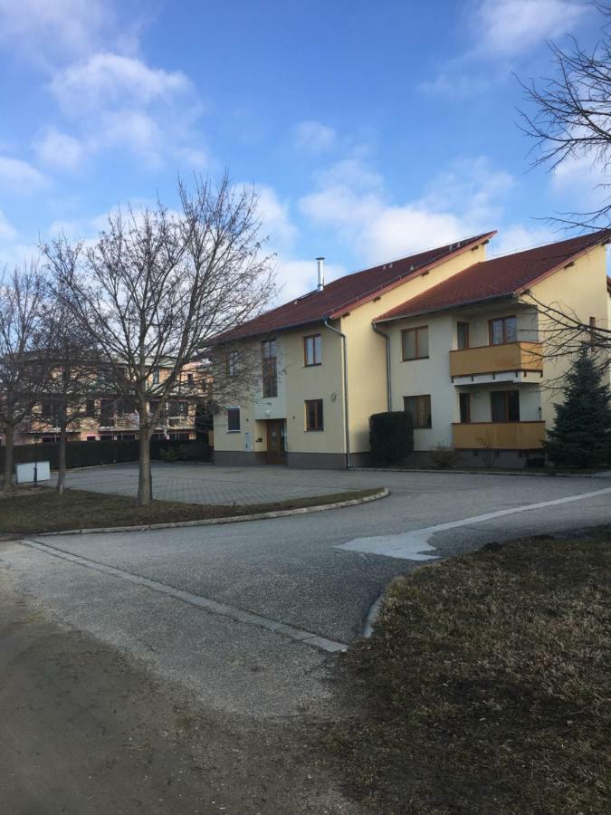 Orchidea Apartman Hegyko Exterior photo